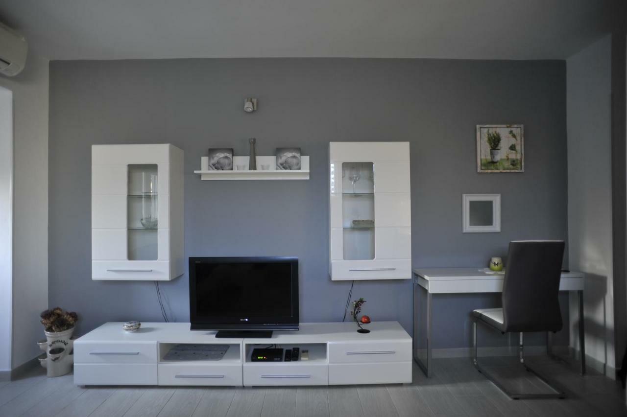 Apartment Stefania 로비니 외부 사진